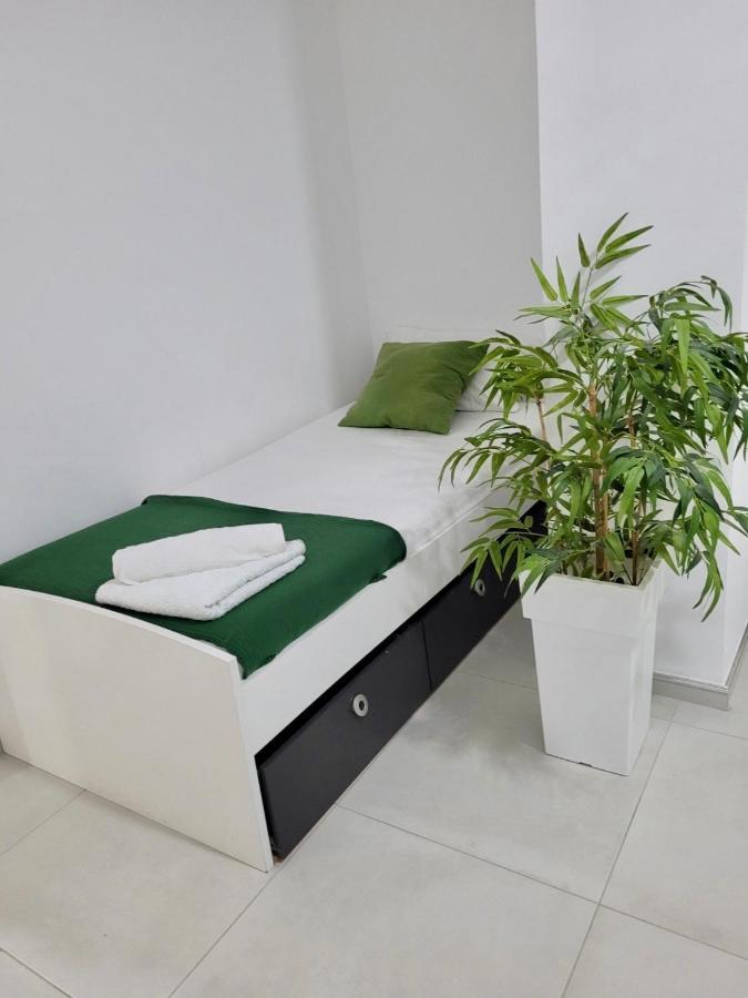 Bb Moderne Apartments ซารานเดอ ภายนอก รูปภาพ