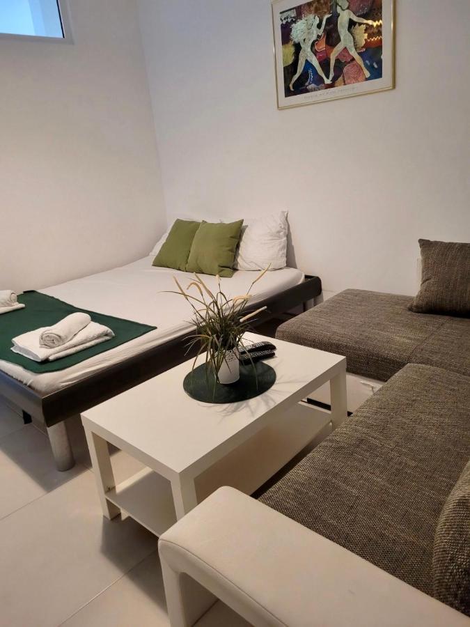 Bb Moderne Apartments ซารานเดอ ภายนอก รูปภาพ