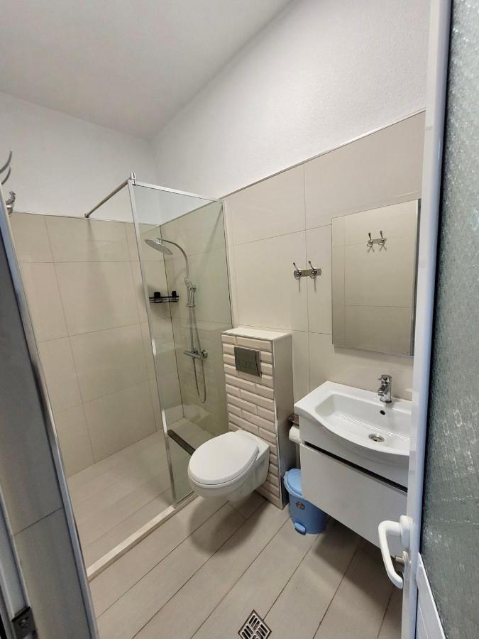 Bb Moderne Apartments ซารานเดอ ภายนอก รูปภาพ
