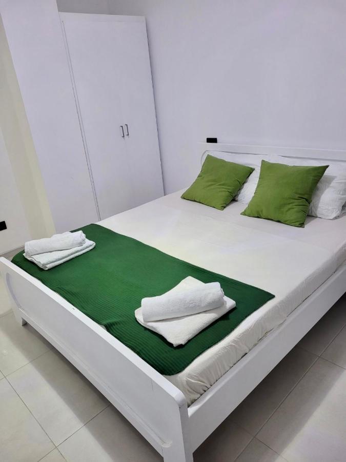 Bb Moderne Apartments ซารานเดอ ภายนอก รูปภาพ