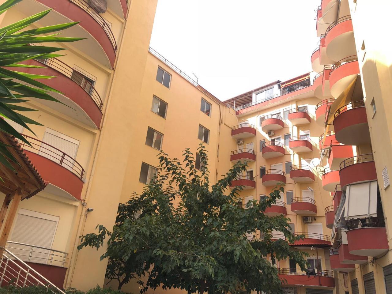 Bb Moderne Apartments ซารานเดอ ภายนอก รูปภาพ