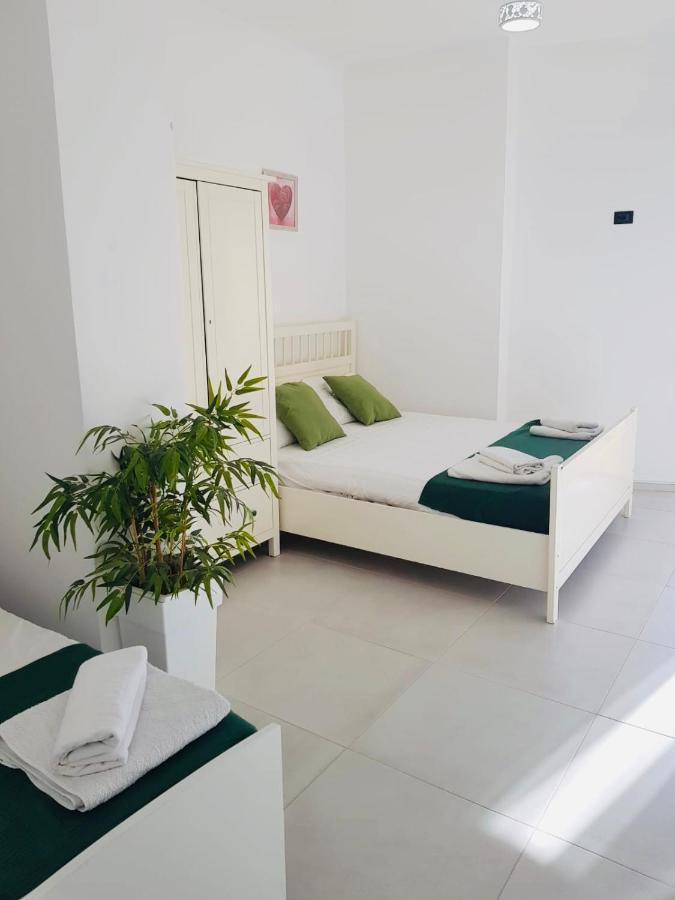 Bb Moderne Apartments ซารานเดอ ภายนอก รูปภาพ